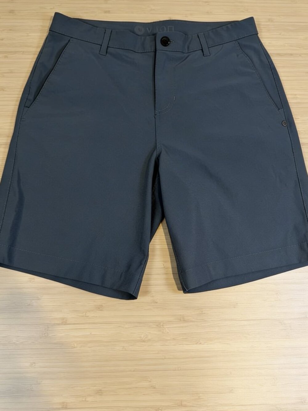 Vuori Meta Shorts Mens 34 Blue Gray Chino 8"Inseam Performance Golf